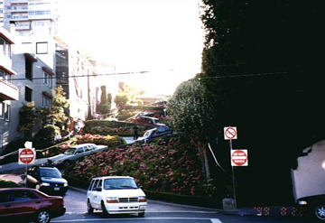 Lombard Street - world's crookedest street San Francisco