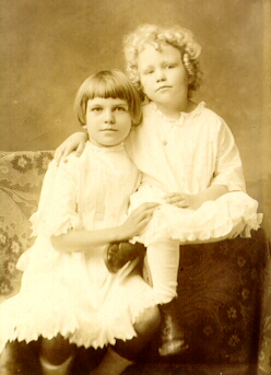 Agnes and Dorothy Mobley
