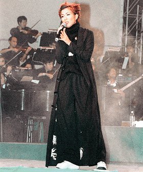 Sammi in Heineken Music Horizons '98