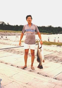 My first KBL (Barramundi) caught at Lower Seletar Reservoir Dam Fishing Angler Hotspots 7 weighing at 12kg plus
