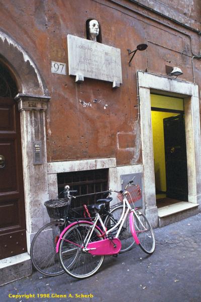 Bicycle on Roman side
street