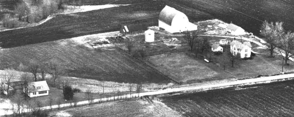 Gillespie-Bowles Farm near Bowen, Illinois