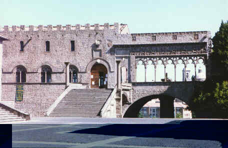 Viterbo - Palazzo dei papi