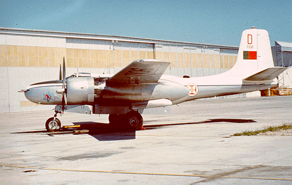 B-26 7106 at OGMA October 1971 (L.Tavares)
