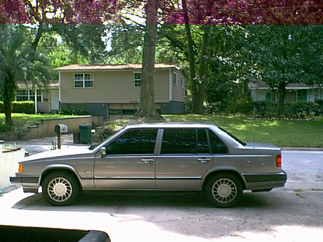 1992 960 Sedan - Left Side