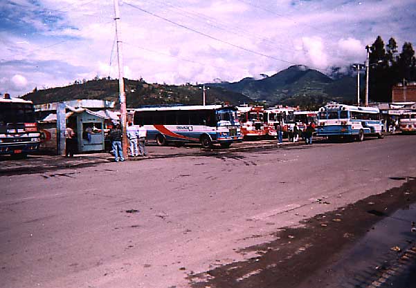 bus station Otovalo