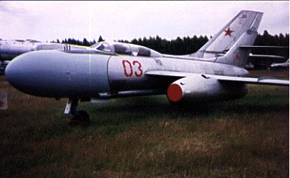 YAK-25